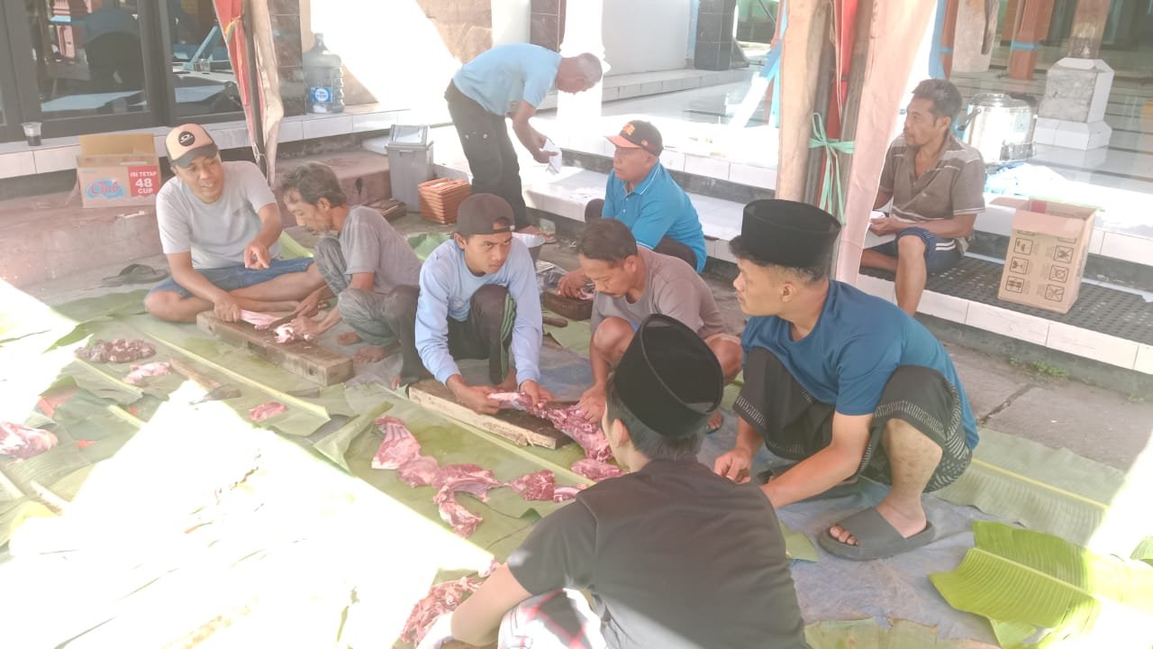 Empat ekor kambing disembelih Usai melaksanakan salat Idul Adha