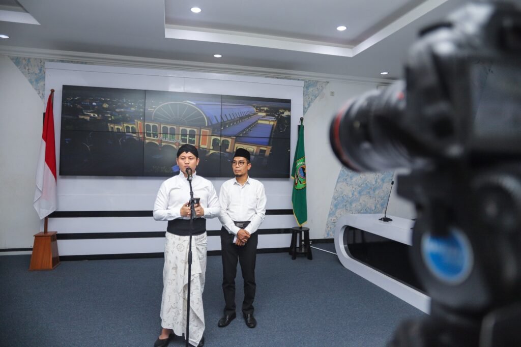 Bupati Trenggalek Mochamad Nur Arifin kembali menerbitkan kebijakan pengurangan retribusi pelayanan pasar