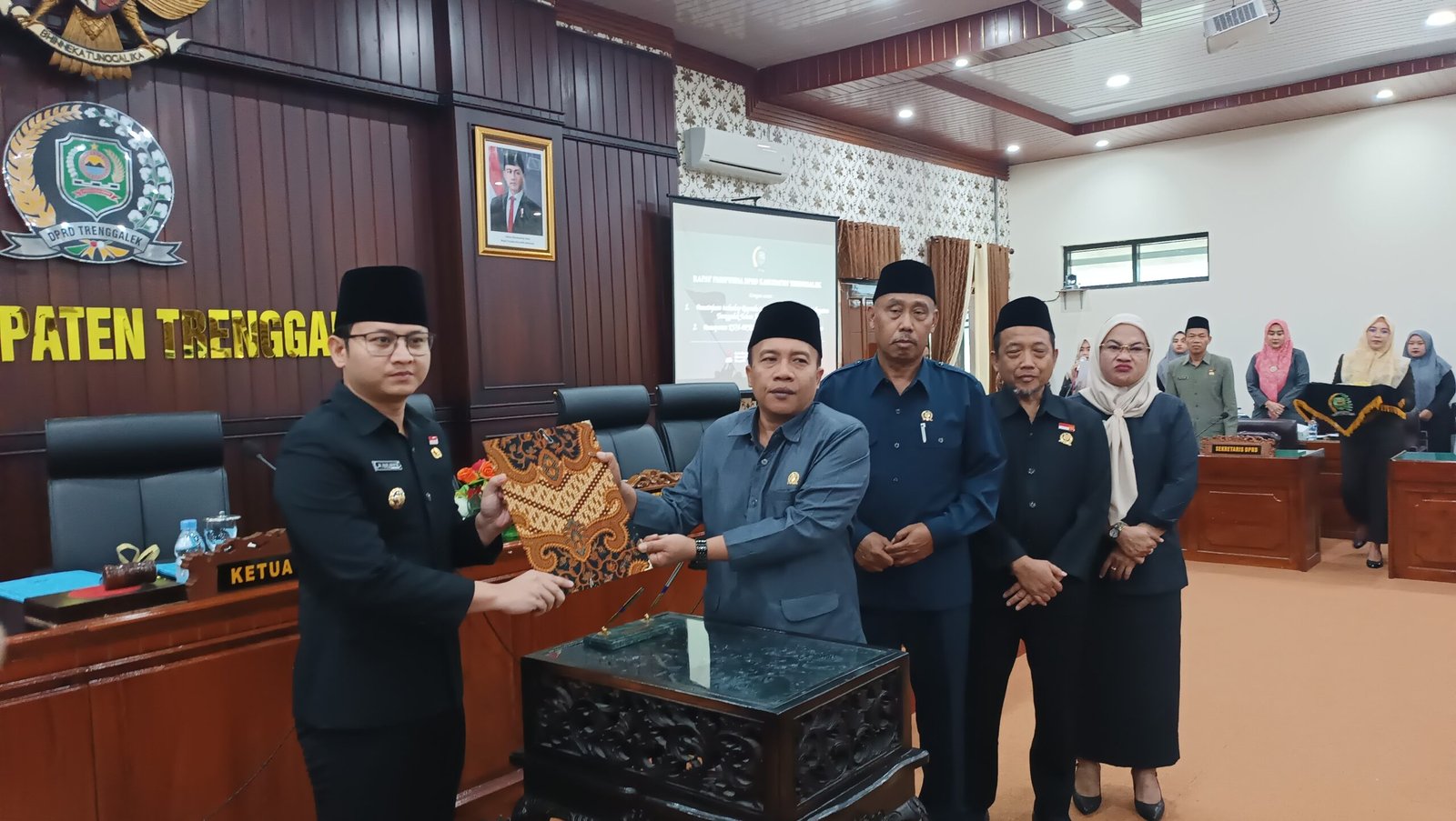 Penyerahan Nota kesepakatan APBD perubahan 2025