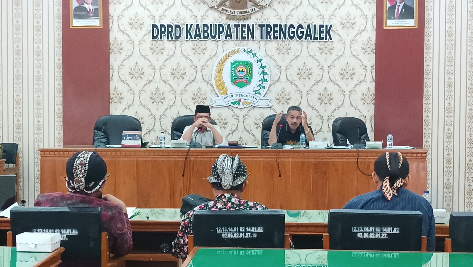 Suasana rapat komisi IV DPRD Trenggalek