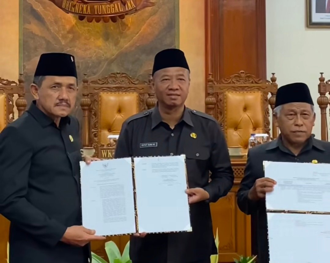 Penyampaian nota Rancangan Peraturan Daerah (Ranperda) tentang Anggaran Pendapatan dan Belanja Daerah (APBD) Tahun Anggaran 2026